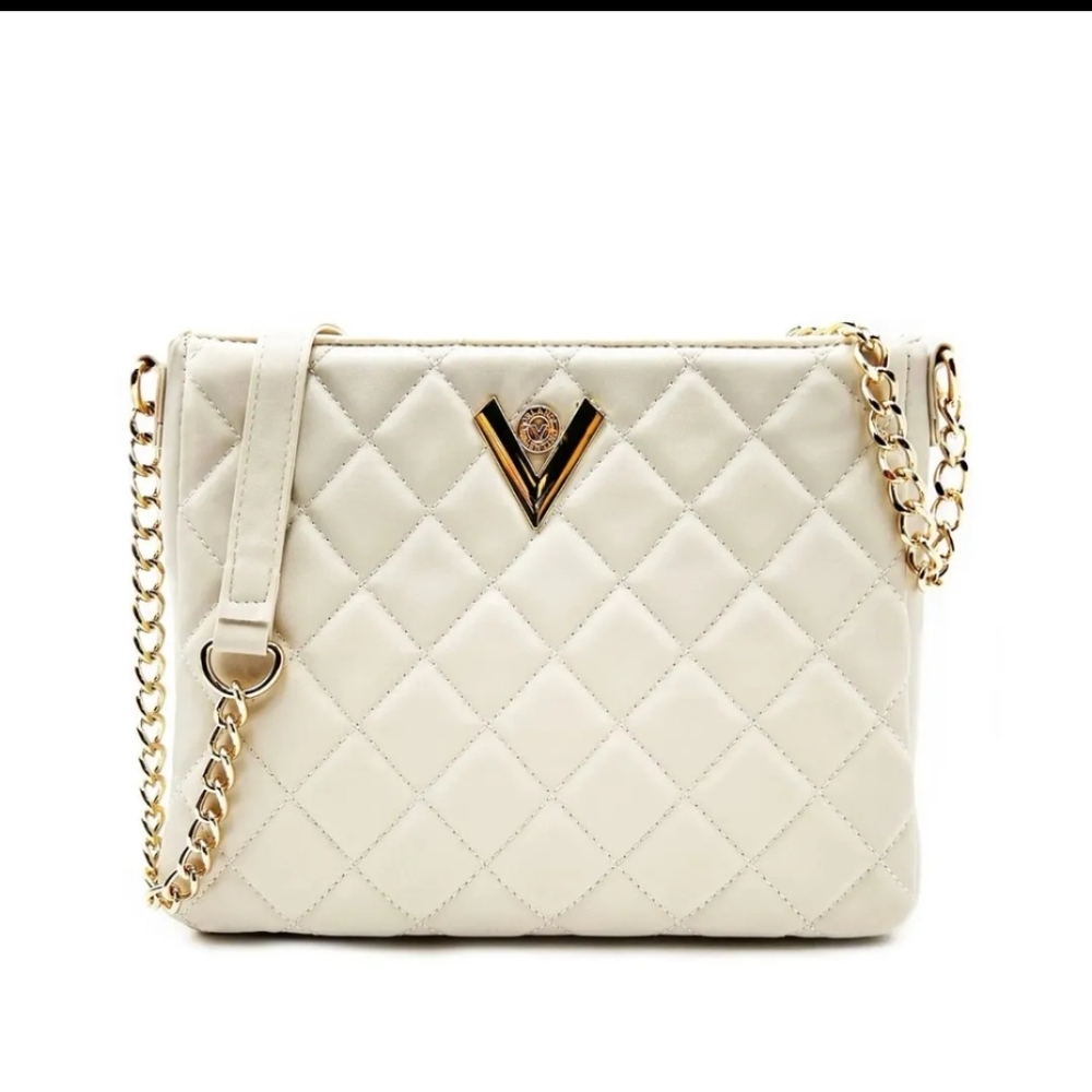 Elegant Cream Quilted Shoulder Bag